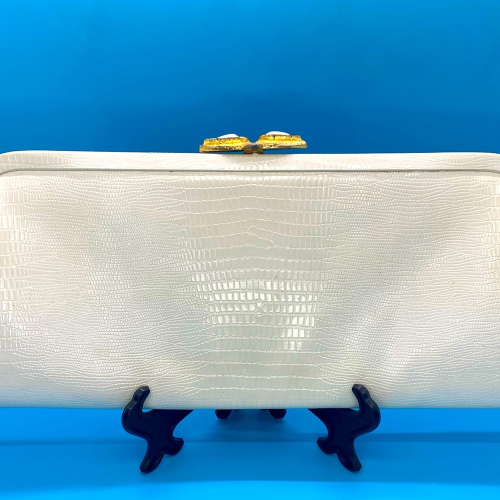 Vintage 1980’s White Crocodile Leather Clutch Purse with Pearl and Gold Clasp